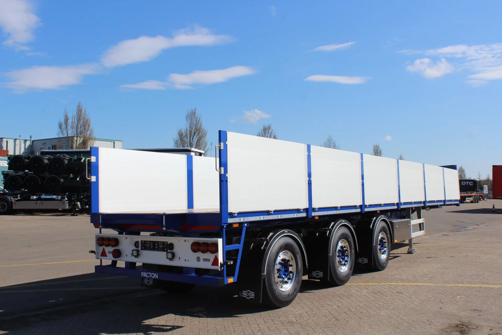 Luyckx and Pacton join forces for package deals