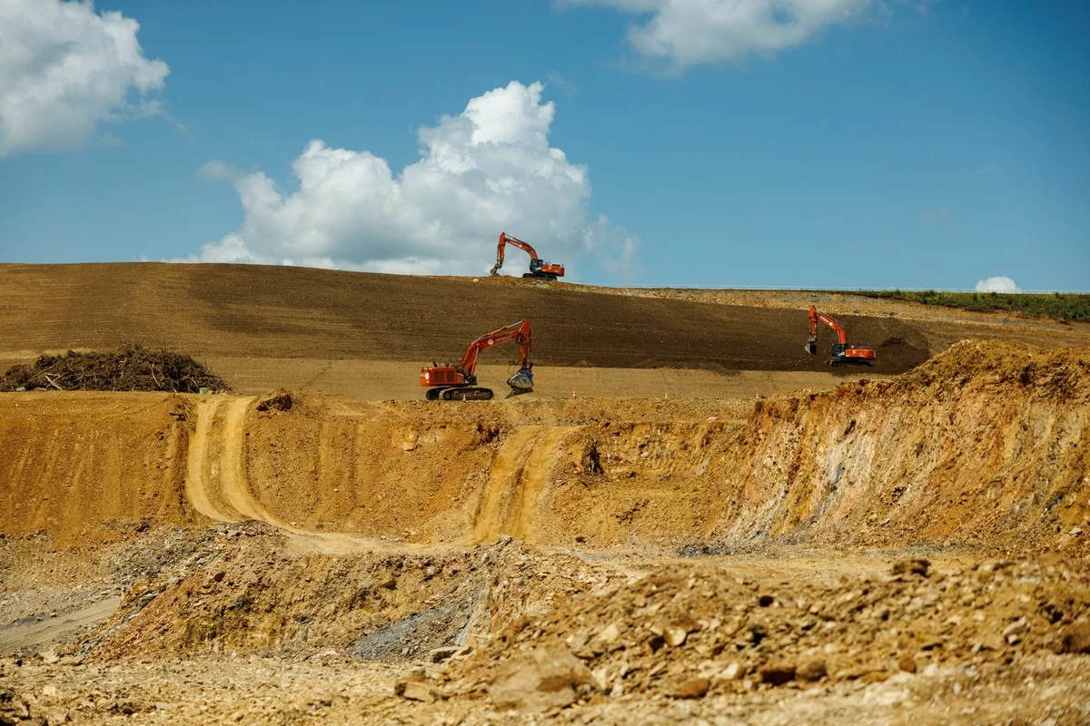 Jan De Nul utilises new Hitachi ZX690LCH-7 in Belgium