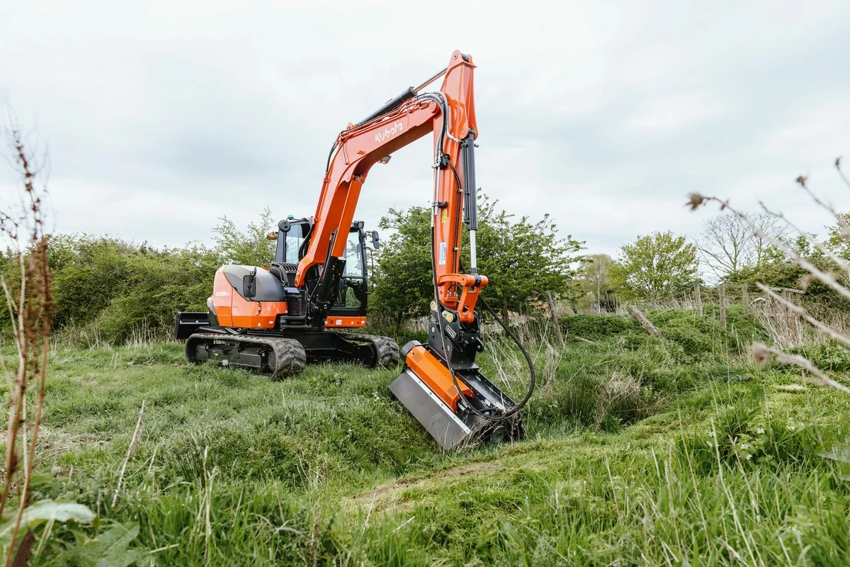 Kubota launches next-generation 8 tonne mini-excavator