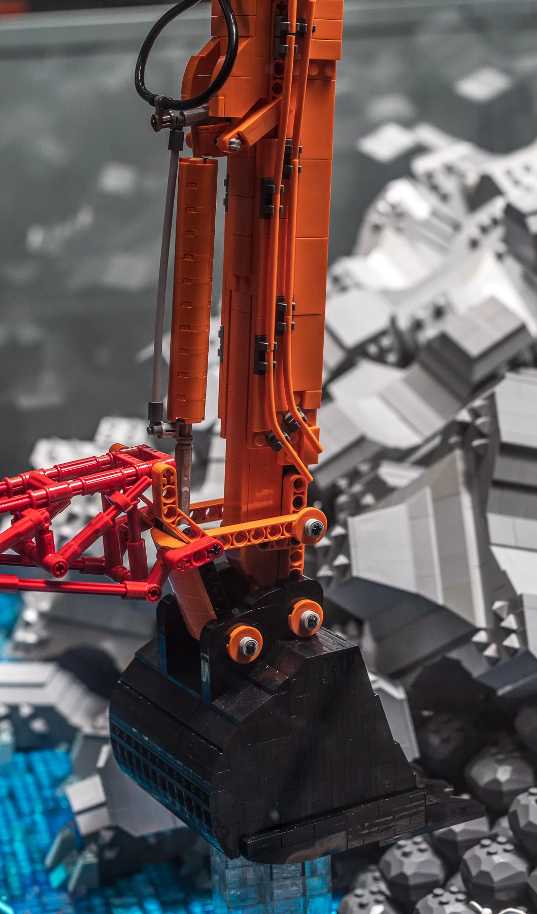 Lego® scale model EX1900 SL 40 meters and EX1200-7 with 2-piece boom