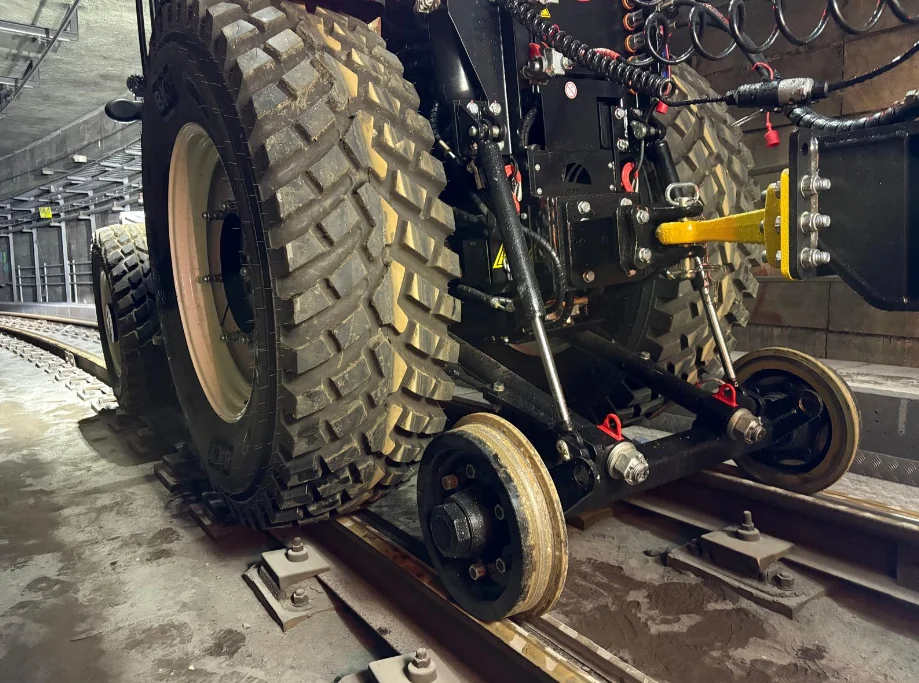 Luyckx Supplies Specialized Equipment for the Renovation of Antwerp's Pre-Metro Tunnel