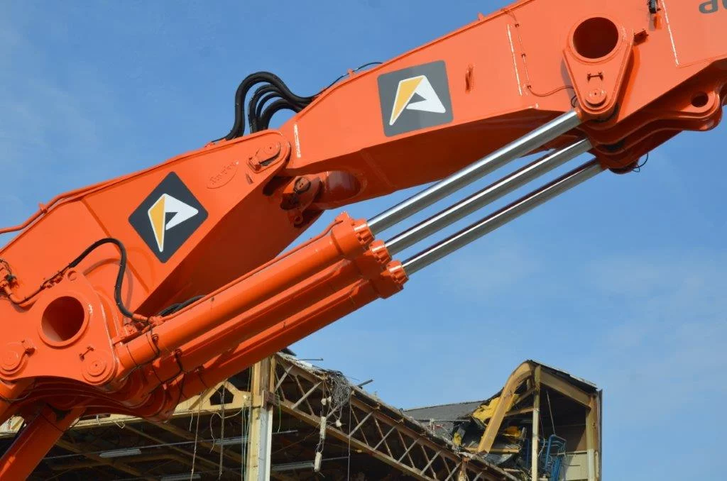 Belgian Block Brute - it is phenomenally powerful, very productive and slews really quickly