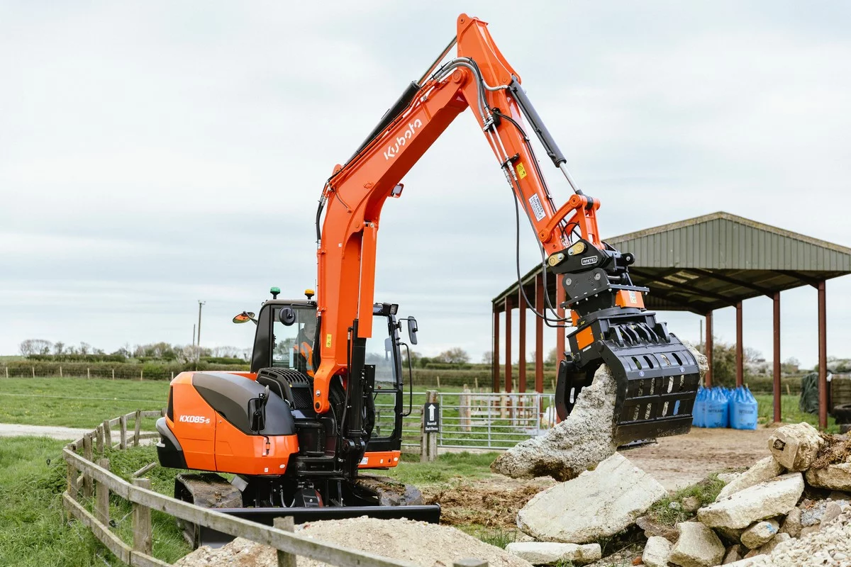 Kubota launches next-generation 8 tonne mini-excavator