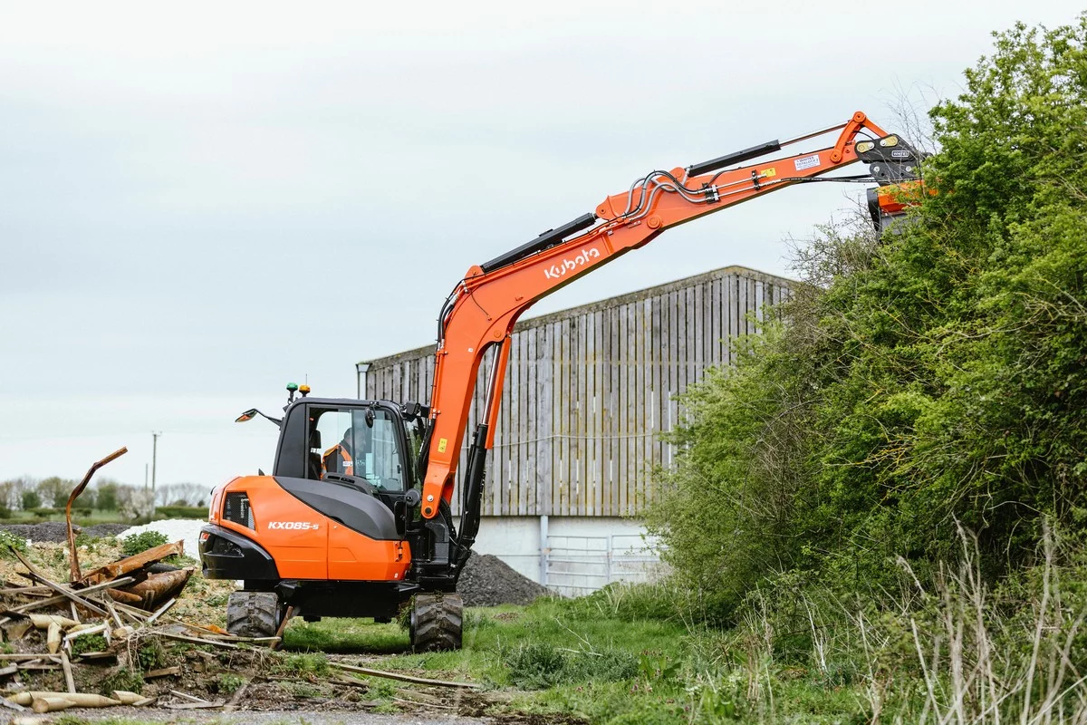 Kubota launches next-generation 8 tonne mini-excavator