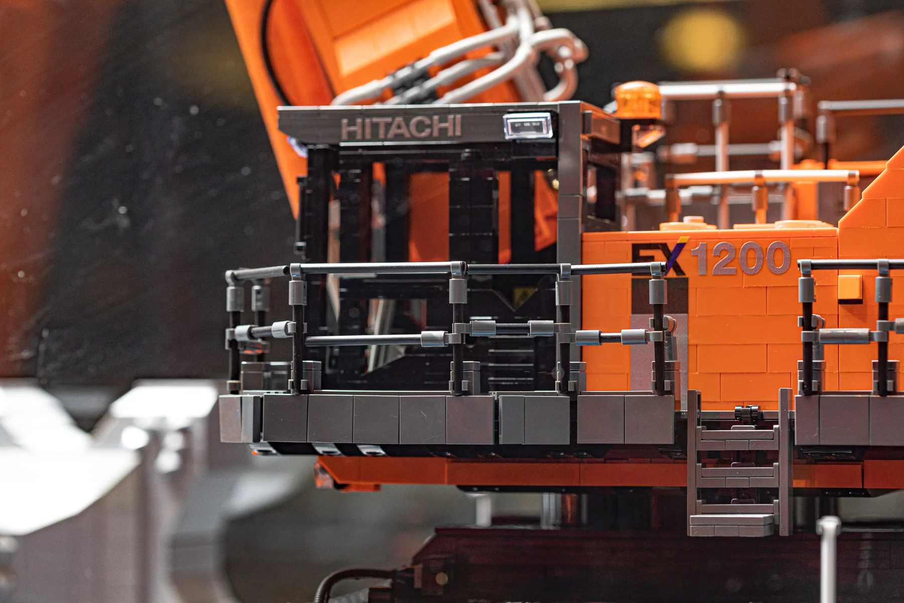 Lego® scale model EX1900 SL 40 meters and EX1200-7 with 2-piece boom