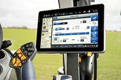New Holland launches new T7 Heavy Duty at INTELLIGENT FARMING ALL_WAYS event