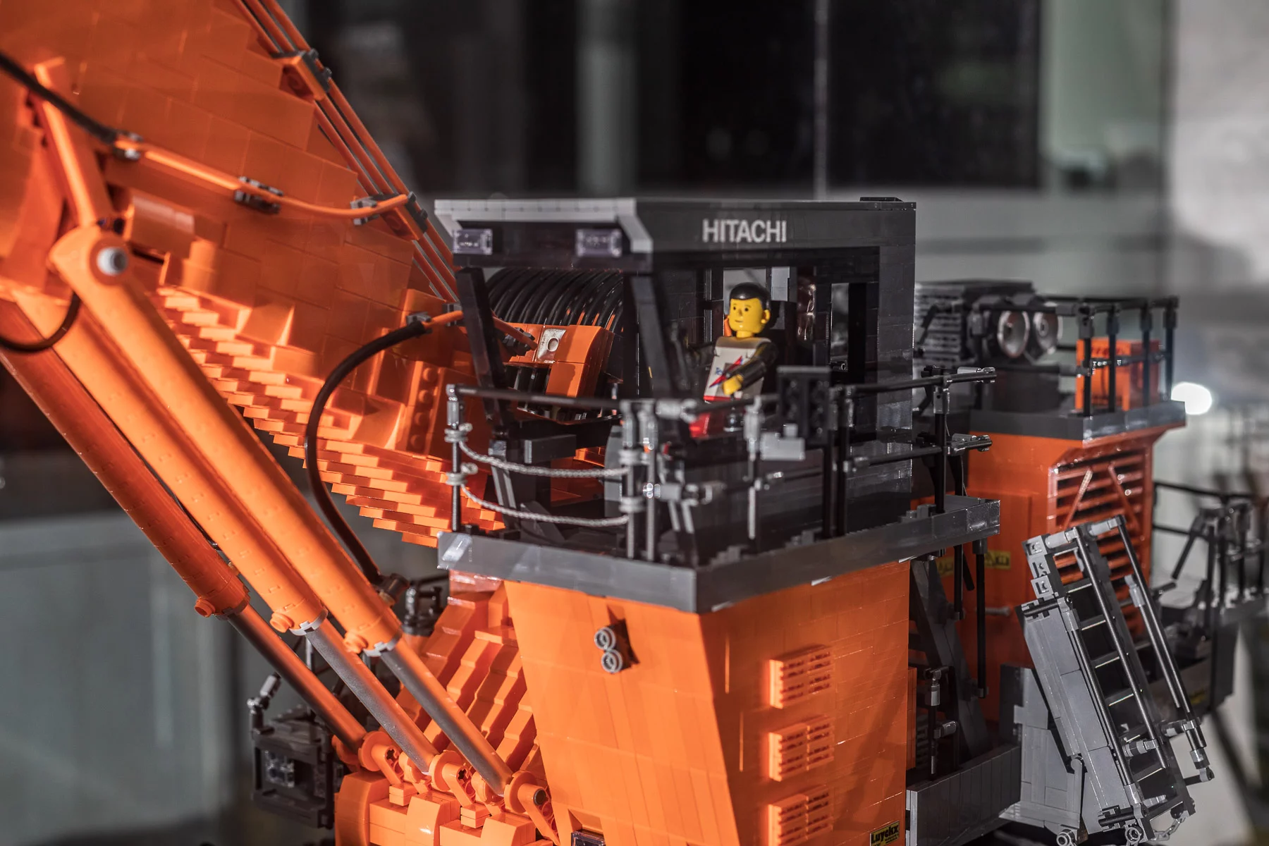 Lego® scale model EX1900 SL 40 meters and EX1200-7 with 2-piece boom