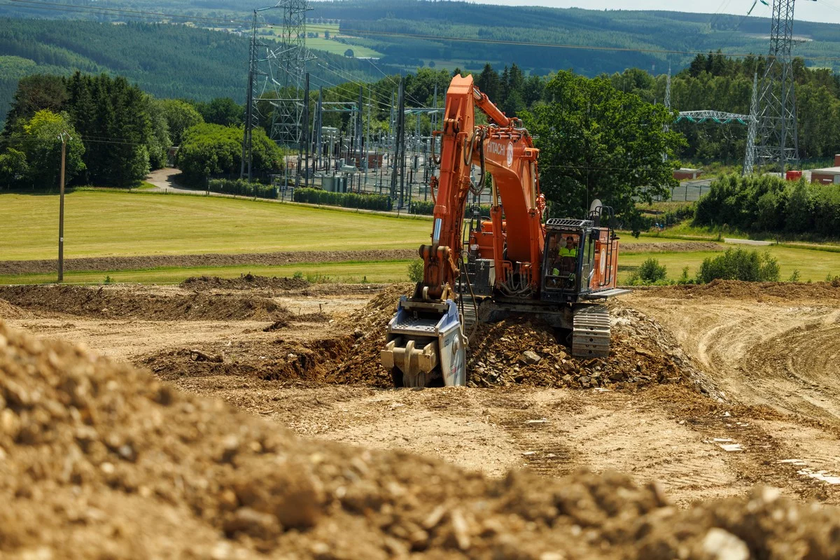 Jan De Nul utilises new Hitachi ZX690LCH-7 in Belgium