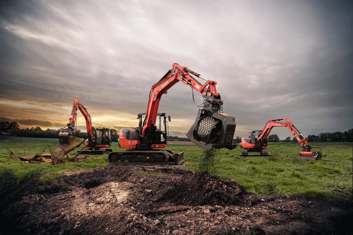 Kubota launches next-generation 8 tonne mini-excavator