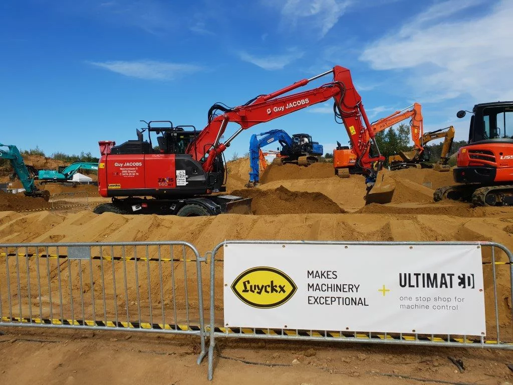 Guy Jacobs in final of the #excavatorhero2021.