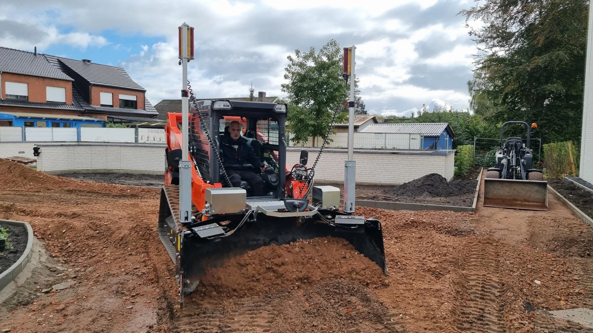 Delivery of the first Kubota skid steer loader SVL75-3