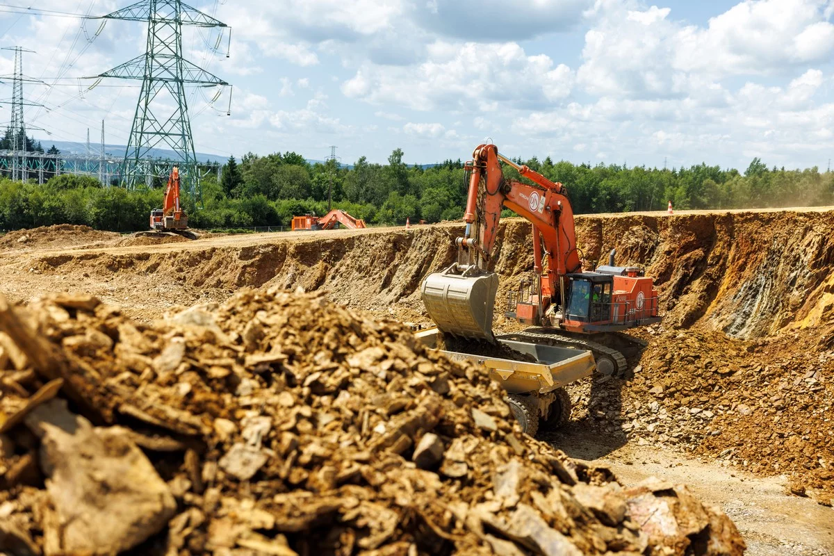 Jan De Nul utilises new Hitachi ZX690LCH-7 in Belgium