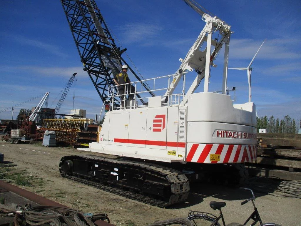 HERBOSCH-KIERE expands fleet with two new Hitachi-Sumitomo cranes