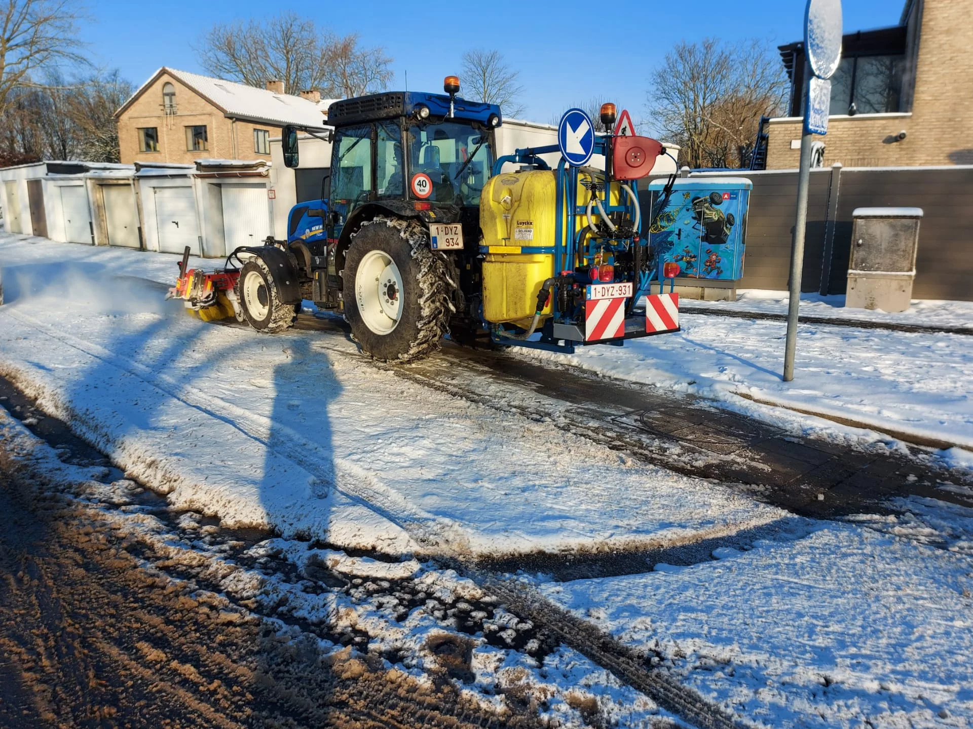 Winter service City of Antwerp with 13 New Holland tractors