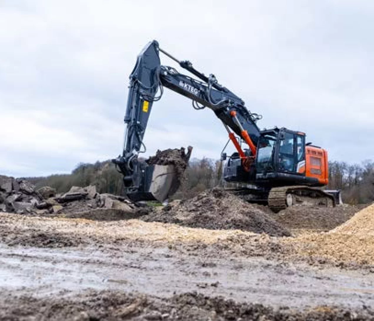 Hitachi ZX375USLC-7