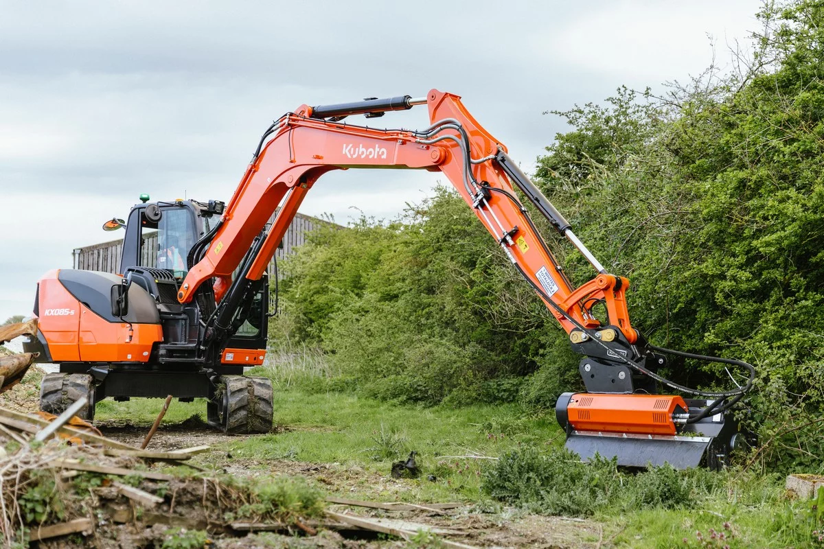 Kubota launches next-generation 8 tonne mini-excavator