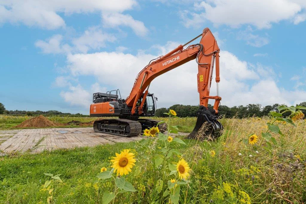 Avant-première Hitachi ZX350LC-7 Dual Fuel