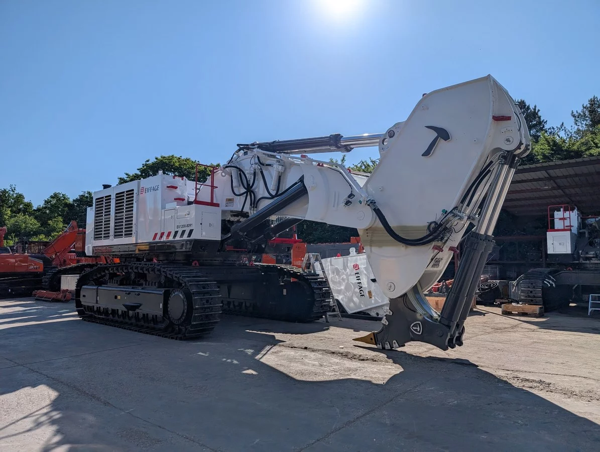 Eiffage chooses Hitachi EX1200-7 excavators with Sunton Ripper on construction of EPR2 reactors in Penly