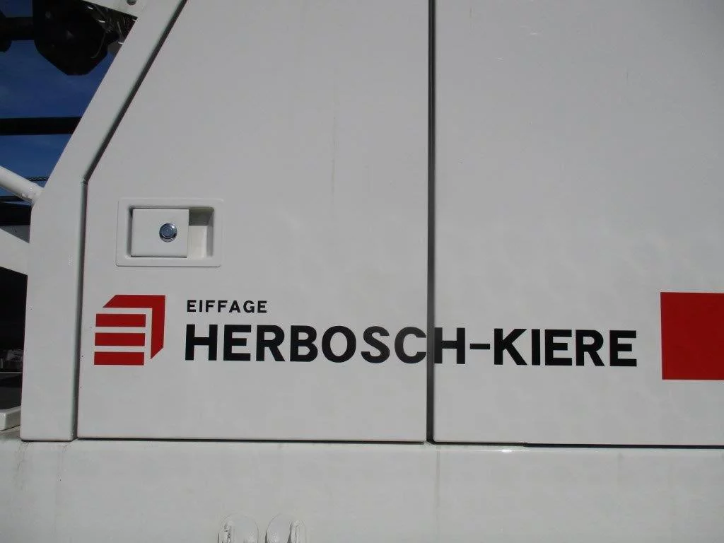 HERBOSCH-KIERE expands fleet with two new Hitachi-Sumitomo cranes