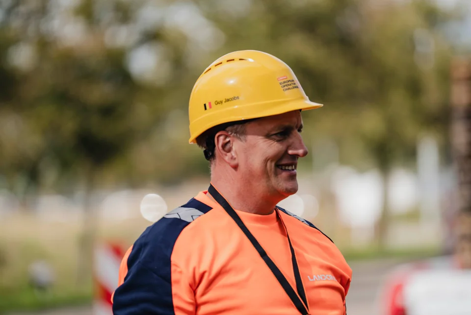 Guy Jacobs wins the international LANDCROS Operator Challenge