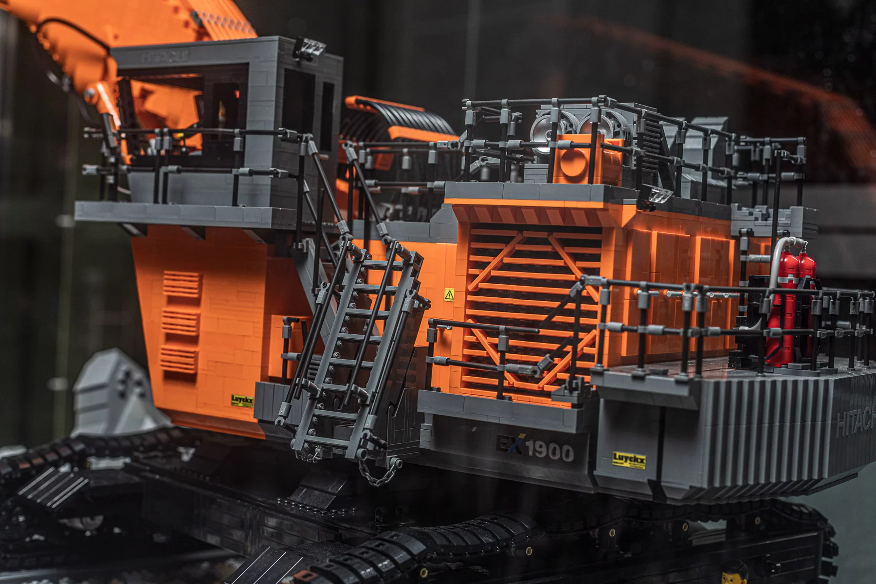 Lego® scale model EX1900 SL 40 meters and EX1200-7 with 2-piece boom