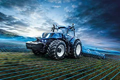 New Holland launches new T7 Heavy Duty at INTELLIGENT FARMING ALL_WAYS event