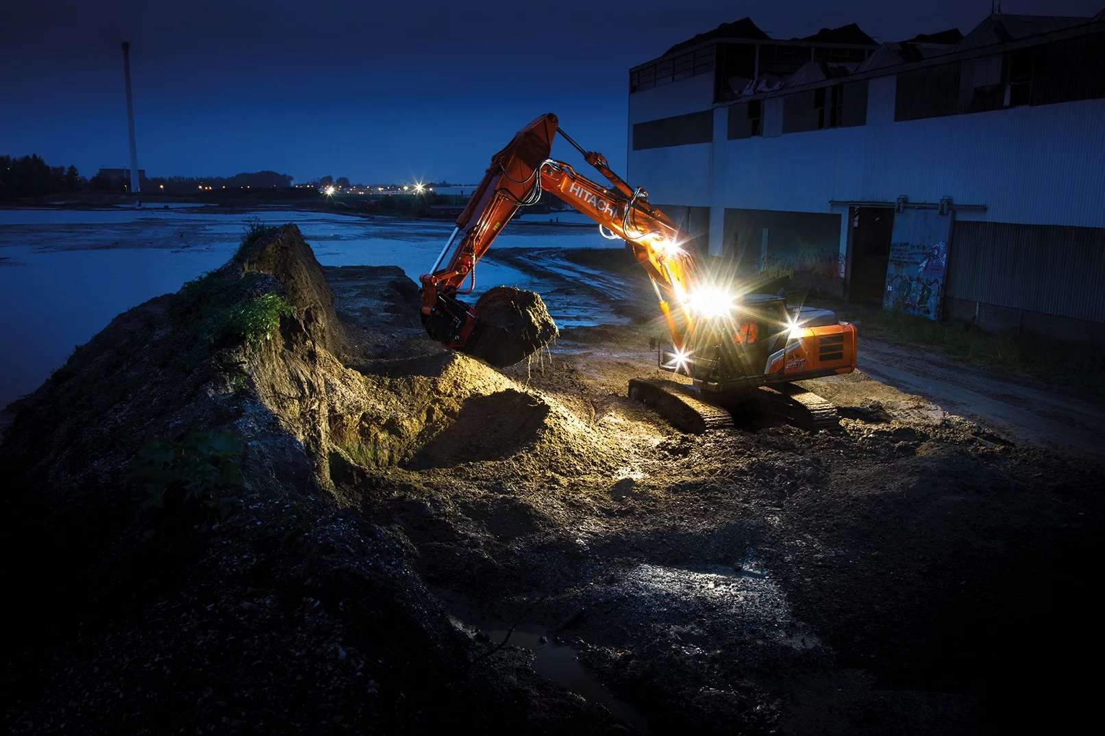 You’re in control with Hitachi Zaxis-7