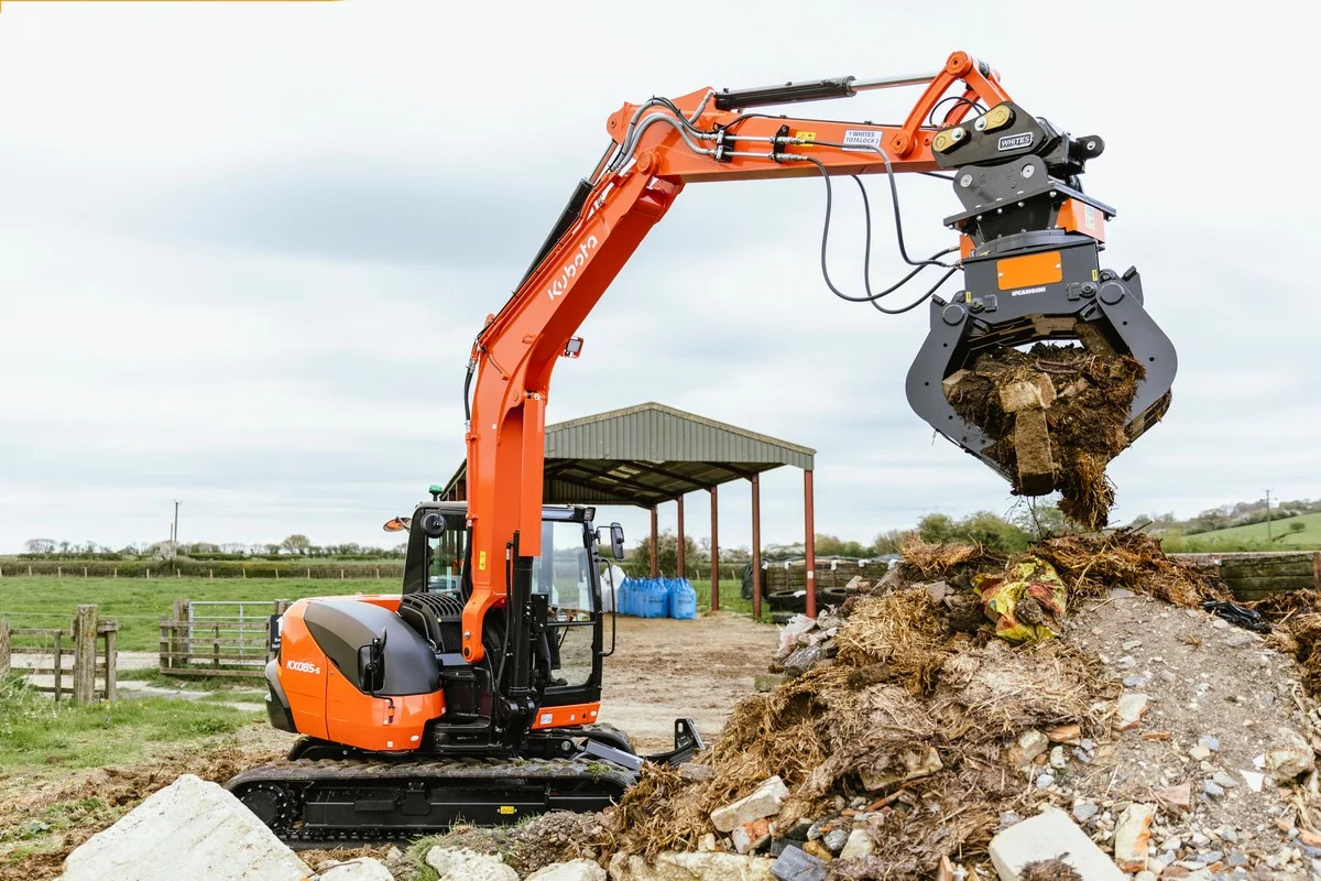 Kubota launches next-generation 8 tonne mini-excavator