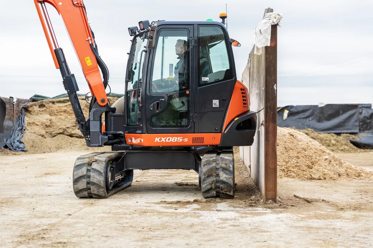 Kubota launches next-generation 8 tonne mini-excavator