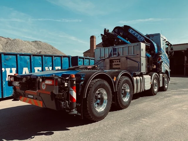 Delivery of Effer 1255-9S to D’Haene earth-moving, concreting and demolition