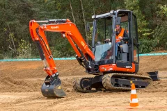 Image Kubota U27-4