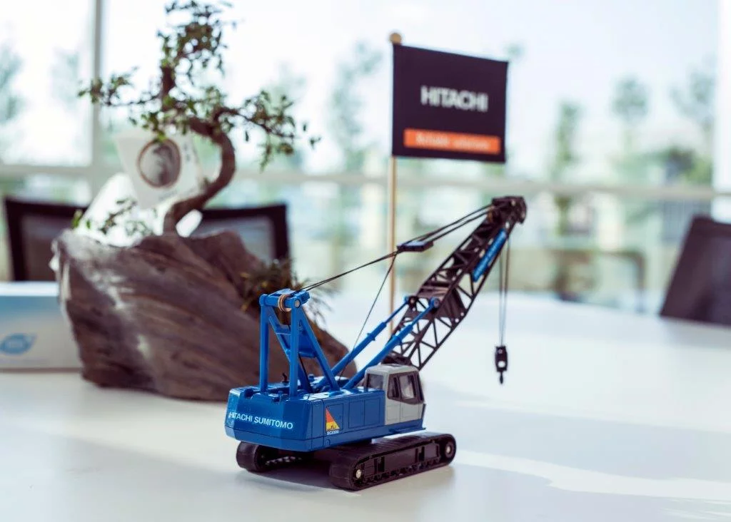 OUVERTURE  des nouvelles infrastructures Middle East Crane