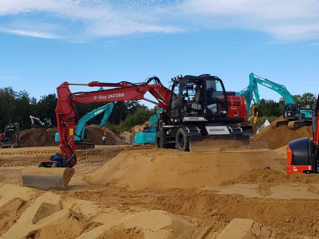 Guy Jacobs en final de le #excavatorhero2021 ?