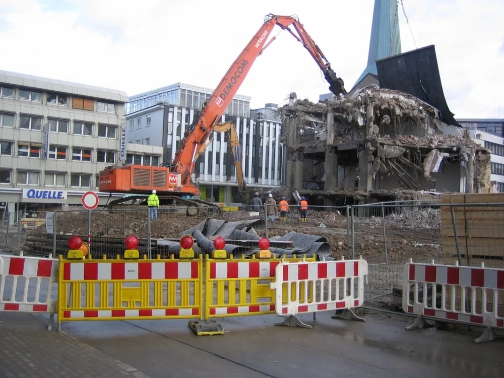 MARTENS-DEMOCOM investit en un géant de démolition de 170 tonnes