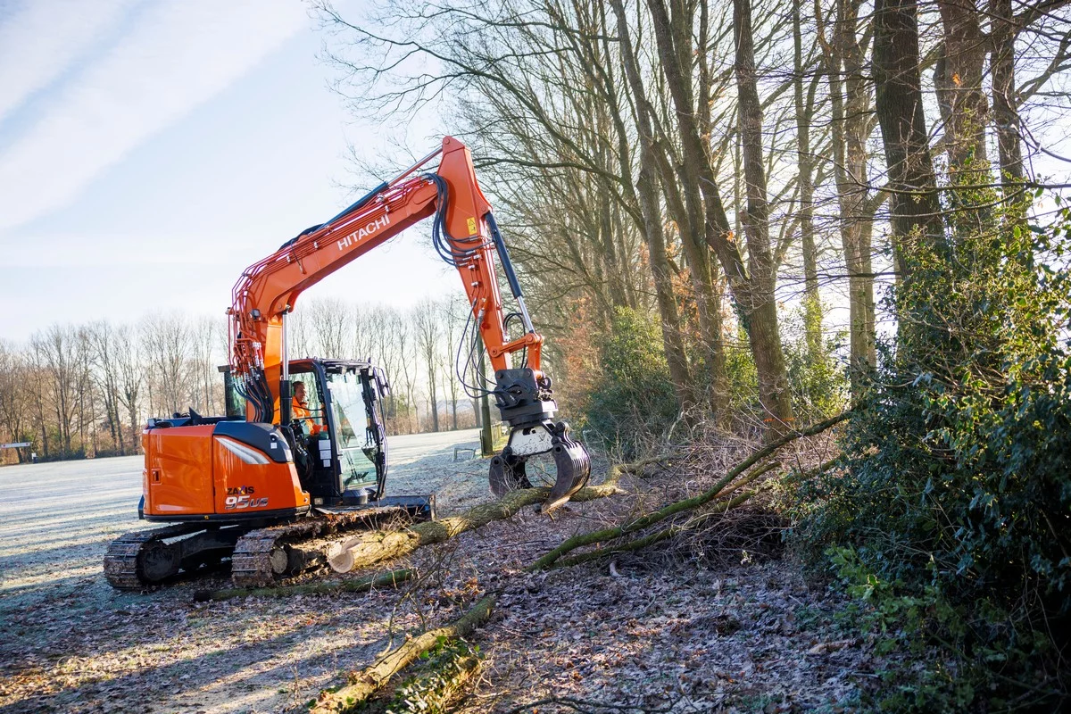 Hitachi Construction Machinery dévoile deux nouvelles pelles compactes Zaxis-7
