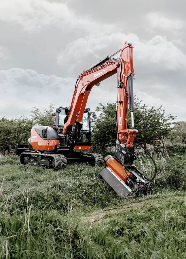 Kubota lance une midi-pelle de 8 tonnes de nouvelle génération