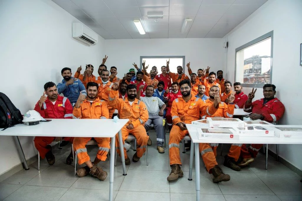 Livraison de 6 nouvelles chargeuses sur pneus ZW310 d'Hitachi chez  Aertssen Machinery Services