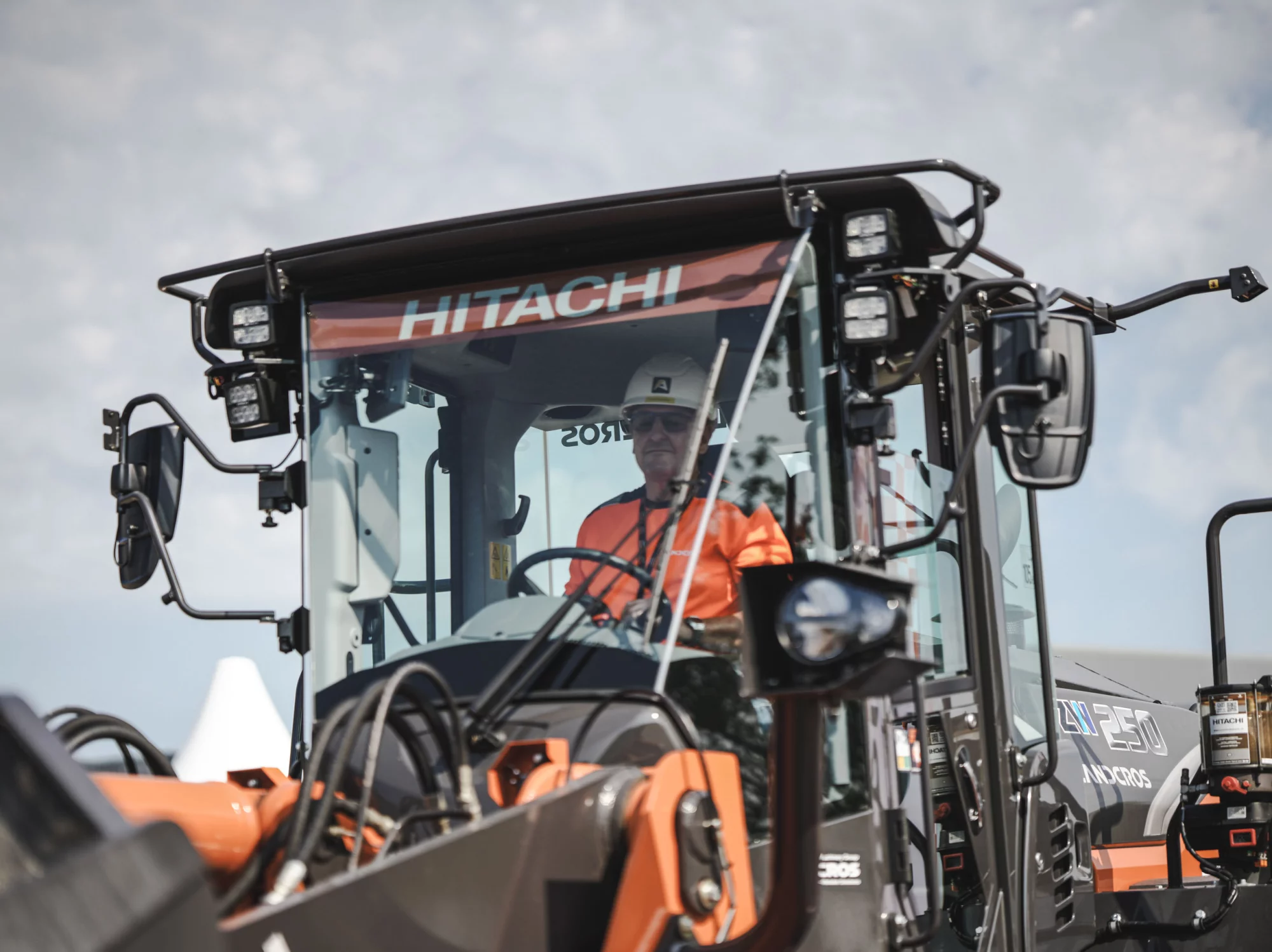 Le LANDCROS Operator Challenge 2026 rassemble des machinistes belges