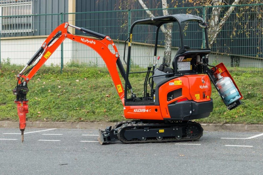 La mini-pelle à GPL Kubota