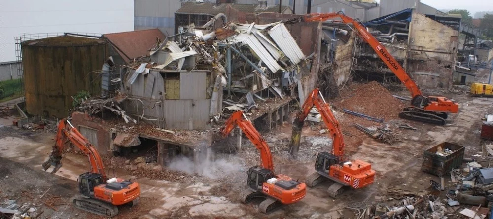 MARTENS-DEMOCOM investit en un géant de démolition de 170 tonnes