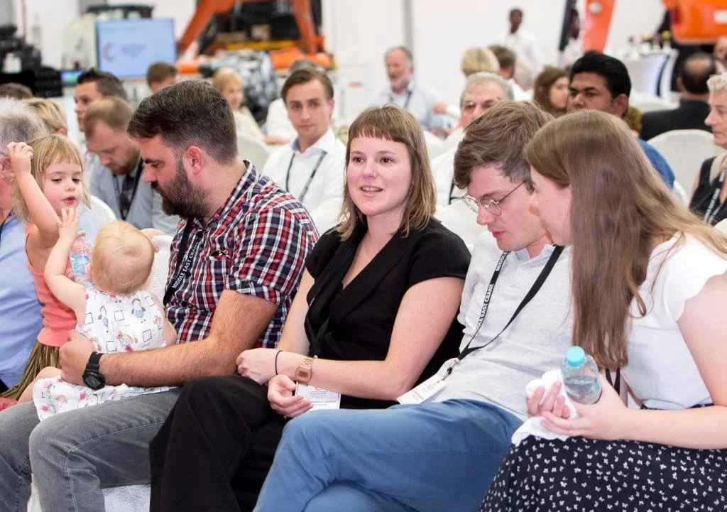 OUVERTURE  des nouvelles infrastructures Middle East Crane