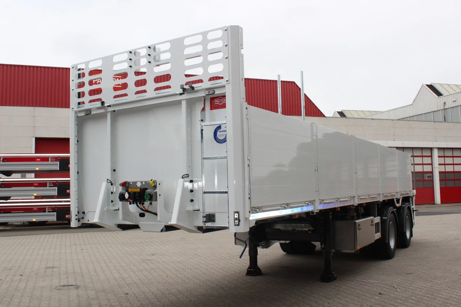 Luyckx et Pacton s'associent pour des solutions totales