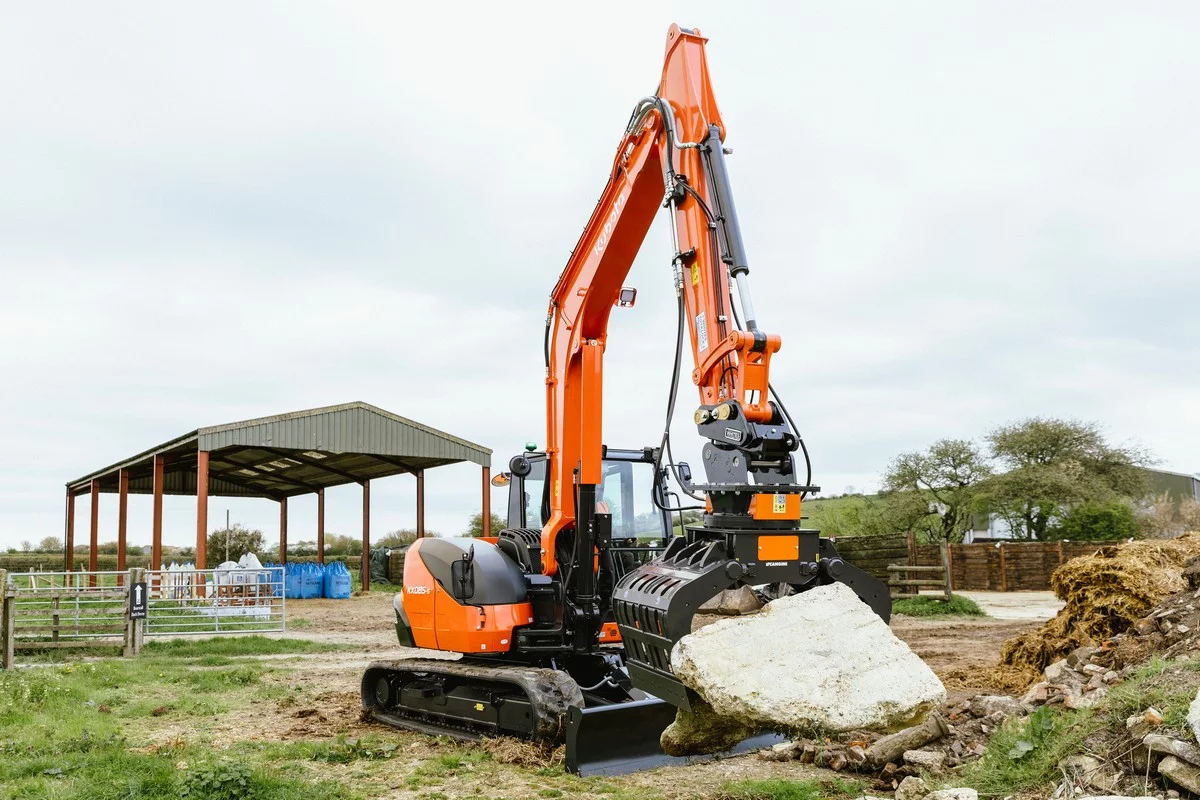 Kubota lance une midi-pelle de 8 tonnes de nouvelle génération