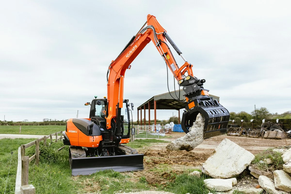 Kubota lance une midi-pelle de 8 tonnes de nouvelle génération