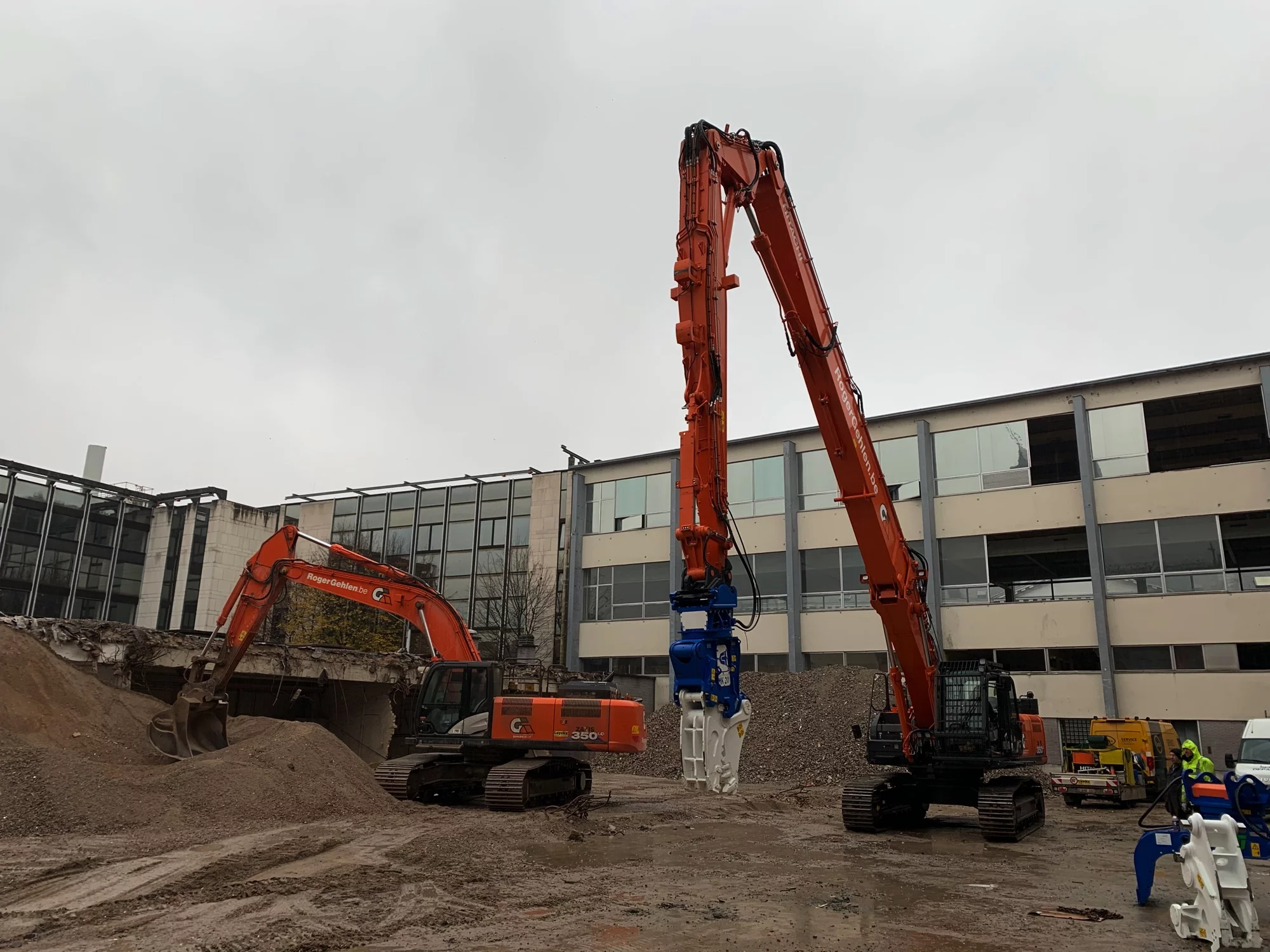 Nouvelle pelle de démolition HITACHI ZX350LCH-6 avec un bras de démolition de 23 mètres pour Roger Gehlen