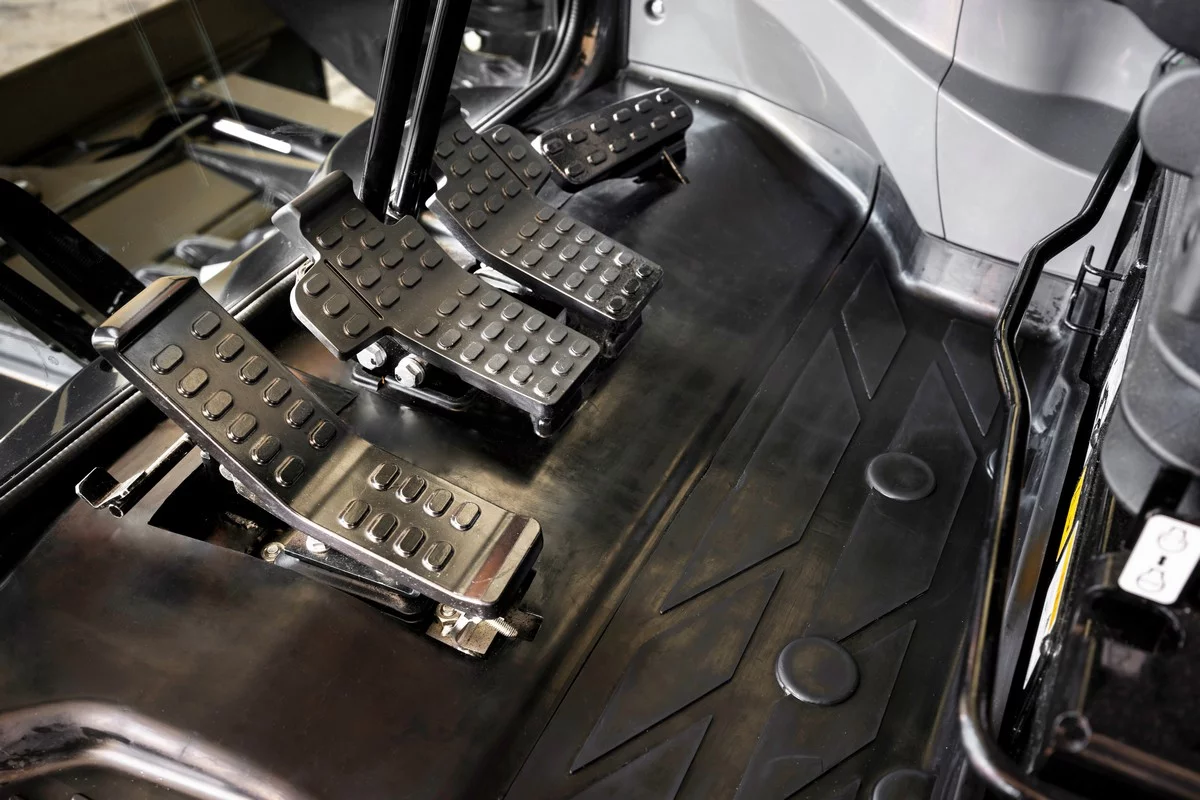 Hitachi Construction Machinery dévoile deux nouvelles pelles compactes Zaxis-7