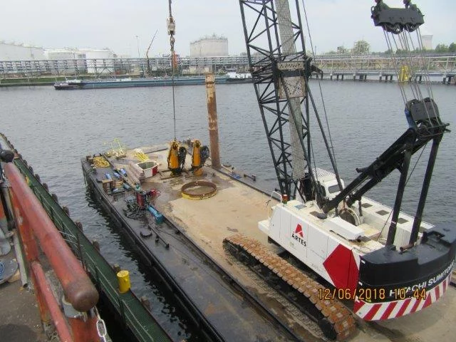 Deux nouvelles grues marine 220M-6S Effer pour notre client Oiltanking Stolthaven Antwerp