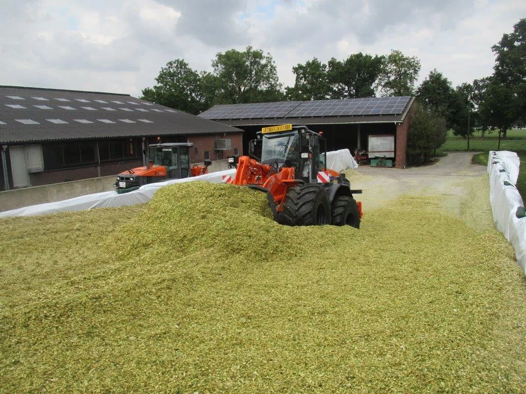 Hitachi Chargeur sur Pneus ZW180-6 AGRI