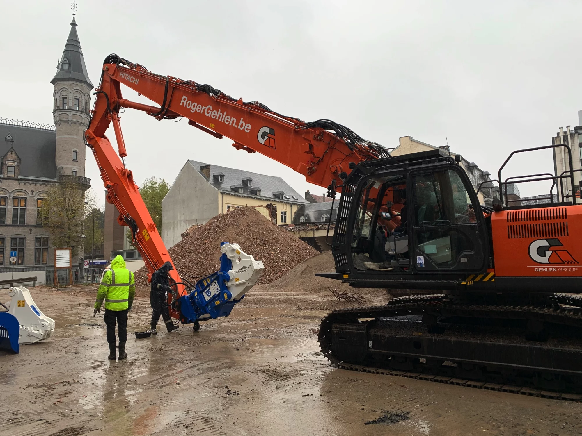 Nouvelle pelle de démolition HITACHI ZX350LCH-6 avec un bras de démolition de 23 mètres pour Roger Gehlen