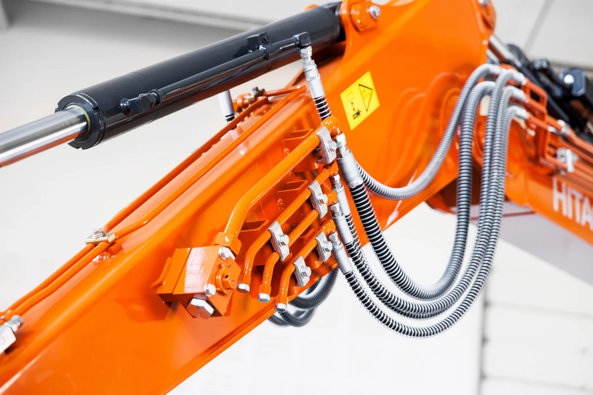 Hitachi Construction Machinery dévoile deux nouvelles pelles compactes Zaxis-7